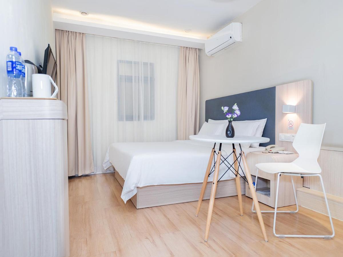 ฮั่นถิง โฮเทล เฉิงตู เขตสถานกงสุล เหรินหมิน หนานโร้ด Hotel ภายนอก รูปภาพ